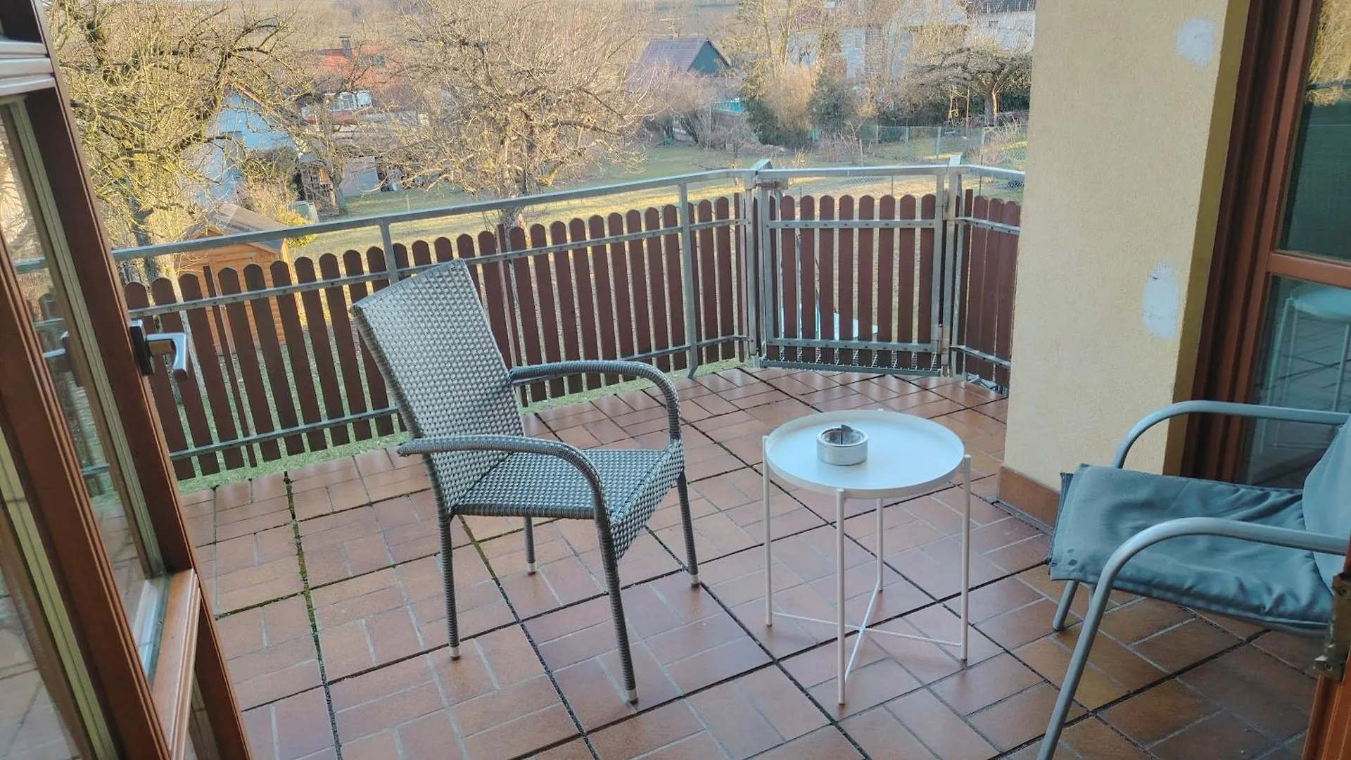 شقة Gemuetliche 100 Qm Wohnung Mit Balkon Wernsdorf  ألمانيا